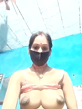 Snapshot of Nandani-758 chatting on April 2026 11:37:02 PM Nandani-758 online show from April 2026 11:37:02 PM