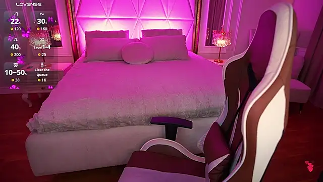 NightAylin online show from March 2026 09:30:02 PM