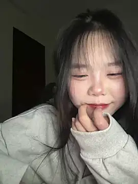 Kiee-lee online show from February 2026 02:49:01 PM