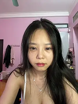 Kiee-lee online show from July 2026 03:08:02 PM
