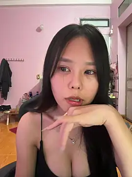 Kiee-lee online show from July 2026 08:52:02 PM