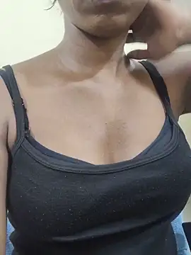 Simran 0011 online show from May 2026 04:35:02 PM
