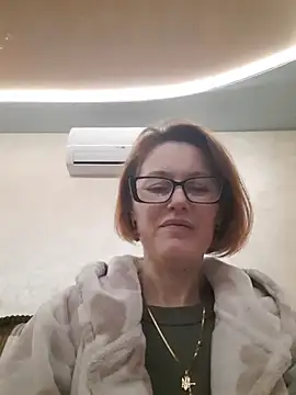 Snapshot of LanaOlbenst chatting on December 2025 10:50:01 PM LanaOlbenst online show from December 2025 10:50:01 PM