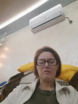 Snapshot of LanaOlbenst chatting on December 2025 09:23:02 PM LanaOlbenst online show from December 2025 09:23:02 PM