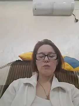 Snapshot of LanaOlbenst chatting on February 2026 06:39:01 PM LanaOlbenst online show from February 2026 06:39:01 PM