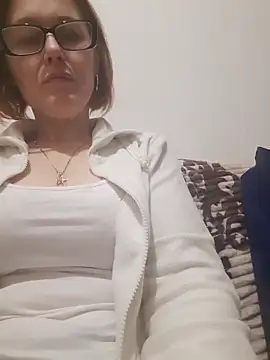 Snapshot of LanaOlbenst chatting on February 2026 09:11:01 PM LanaOlbenst online show from February 2026 09:11:01 PM