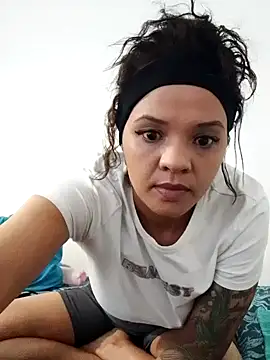 Snapshot of Cadence28 chatting on November 2025 08:46:02 AM Cadence28 online show from November 2025 08:46:02 AM