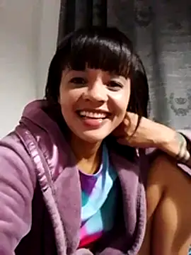 Snapshot of Cadence28 chatting on November 2025 06:00:02 PM Cadence28 online show from November 2025 06:00:02 PM