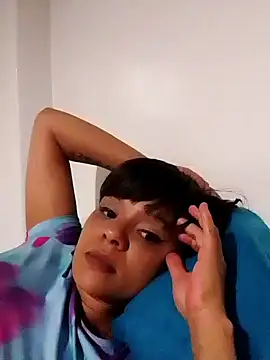 Snapshot of Cadence28 chatting on December 2025 05:41:01 PM Cadence28 online show from December 2025 05:41:01 PM