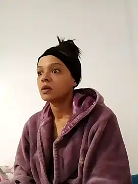 Snapshot of Cadence28 chatting on December 2025 06:52:01 AM Cadence28 online show from December 2025 06:52:01 AM