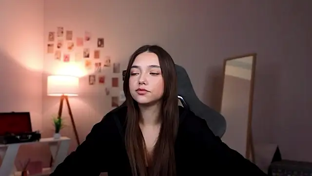 Snapshot of Vexorine chatting on January 2026 07:28:02 PM Vexorine online show from January 2026 07:28:02 PM