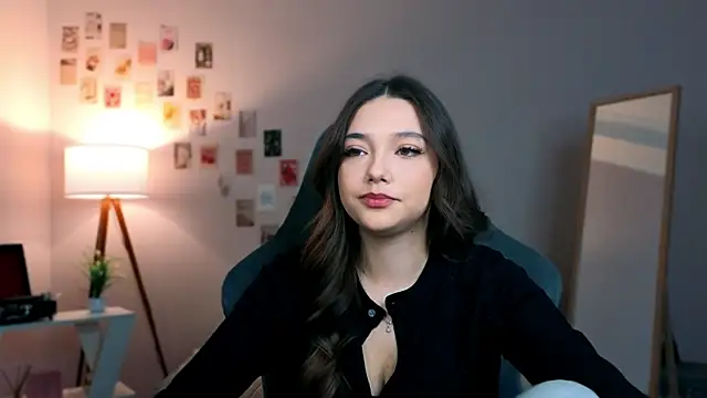 Snapshot of Vexorine chatting on February 2026 07:20:02 PM Vexorine online show from February 2026 07:20:02 PM