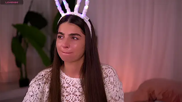 Snapshot of PureEllieX chatting on February 2026 07:02:02 AM PureEllieX online show from February 2026 07:02:02 AM