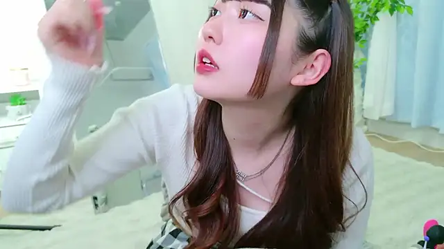 Snapshot of _Sakura_F chatting on April 2026 04:04:02 PM Sakura F online show from April 2026 04:04:02 PM