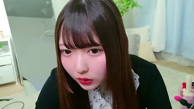 Snapshot of _Sakura_F chatting on May 2026 05:51:02 PM Sakura F online show from May 2026 05:51:02 PM