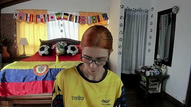 Charlotte-Willson online show from June 2026 08:33:02 PM