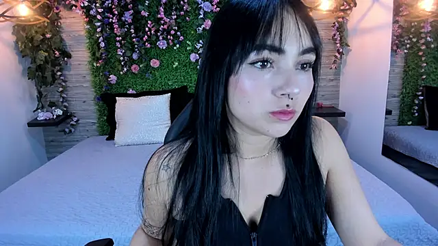 Snapshot of kittyMelvis chatting on November 2025 12:24:01 AM kittyMelvis online show from November 2025 12:24:01 AM