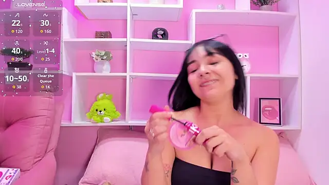 Snapshot of kittyMelvis chatting on January 2026 04:11:01 PM kittyMelvis online show from January 2026 04:11:01 PM