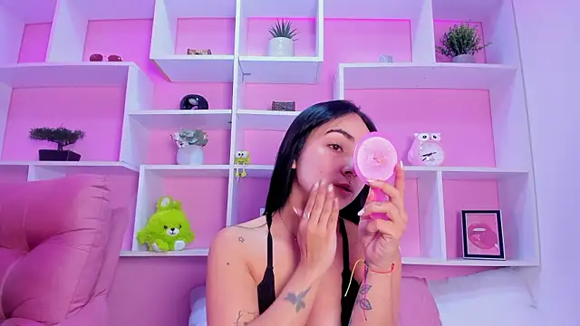 Snapshot of kittyMelvis chatting on February 2026 12:37:02 PM kittyMelvis online show from February 2026 12:37:02 PM