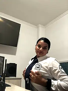 Snapshot of Rosa_Vidal_ chatting on November 2025 08:19:02 PM Rosa Vidal online show from November 2025 08:19:02 PM