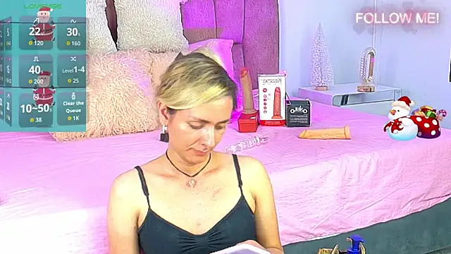 Snapshot of Lunitaa_Diva chatting on December 2025 02:34:02 PM Lunitaa Diva online show from December 2025 02:34:02 PM