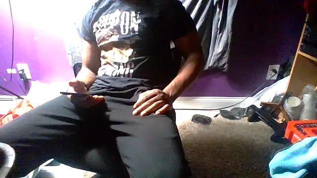 Snapshot of Worlds_Finest_Chocolate chatting on November 2025 07:24:01 PM Worlds Finest Chocolate online show from November 2025 07:24:01 PM