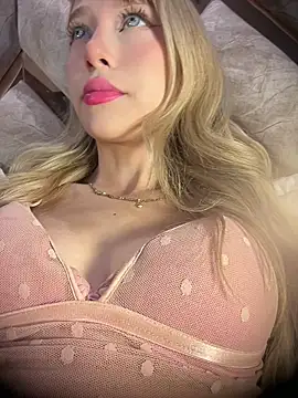 valeryfox   online show from May 2026 12:30:02 AM
