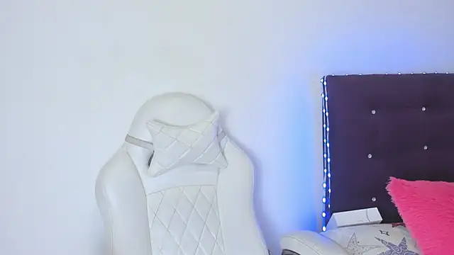 veronicaa squirt online show from May 2026 03:23:01 AM