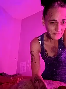 Snapshot of chaoticluvbug chatting on January 2026 09:13:01 AM chaoticluvbug online show from January 2026 09:13:01 AM