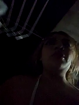 Snapshot of mila_curvy chatting on December 2025 04:51:02 AM mila curvy online show from December 2025 04:51:02 AM