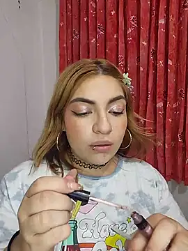 Snapshot of mila_curvy chatting on January 2026 05:01:01 AM mila curvy online show from January 2026 05:01:01 AM