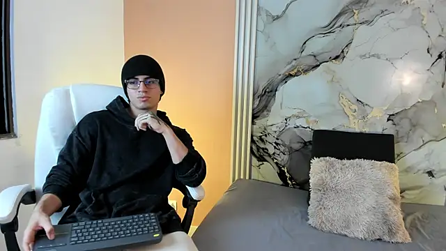 eren jeager online show from February 2026 01:21:01 AM