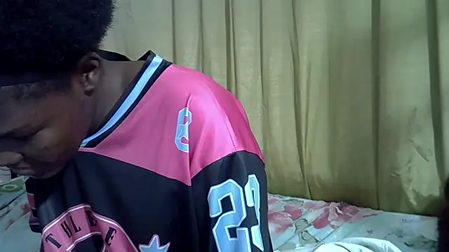 VirginPrincess06 online show from July 2026 06:28:01 PM