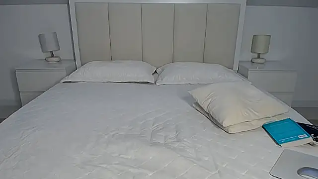 Snapshot of Milena29 chatting on December 2025 06:10:02 AM Milena29 online show from December 2025 06:10:02 AM