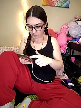 Snapshot of LaylaLucis chatting on February 2026 11:26:01 PM LaylaLucis online show from February 2026 11:26:01 PM