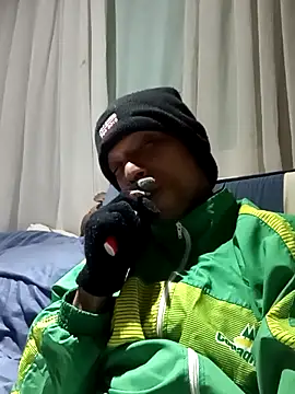 Gzinho69ik online show from May 2026 02:52:02 AM