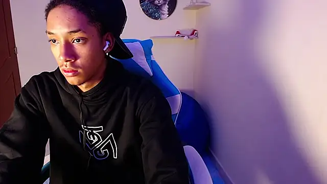 Snapshot of smith_66jr chatting on January 2026 09:06:02 PM smith 66jr online show from January 2026 09:06:02 PM