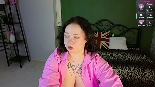Snapshot of Vlada_vv chatting on April 2026 06:11:02 AM Vlada vv online show from April 2026 06:11:02 AM
