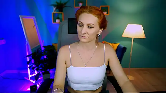 DianaTorrens online show from November 2025 08:26:01 AM