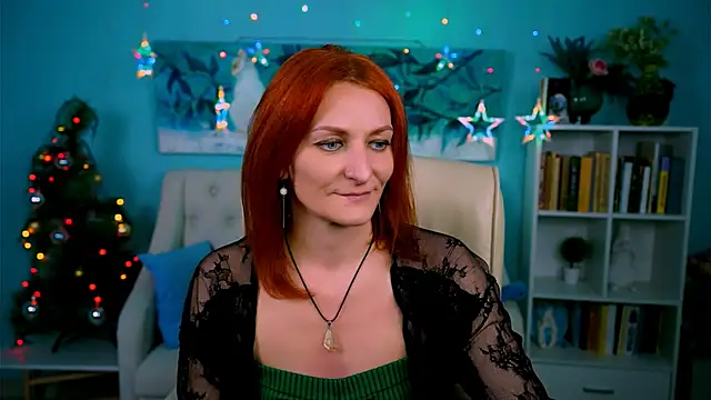 DianaTorrens online show from December 2025 09:37:02 AM