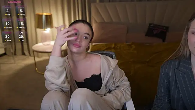 Snapshot of Charlotte_Dreams chatting on February 2026 04:13:01 PM Charlotte Dreams online show from February 2026 04:13:01 PM