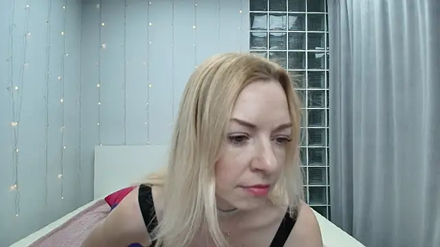 Brightly Heizer online show from May 2026 12:27:02 AM