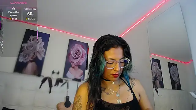 SamathaMay online show from March 2026 12:30:01 PM