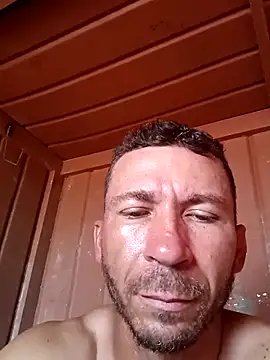 Snapshot of RobertoLuiz84 chatting on February 2026 05:08:01 PM RobertoLuiz84 online show from February 2026 05:08:01 PM