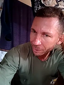 Snapshot of RobertoLuiz84 chatting on February 2026 06:26:02 PM RobertoLuiz84 online show from February 2026 06:26:02 PM