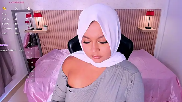 Snapshot of jasmyne_anbar chatting on February 2026 09:09:02 PM jasmyne anbar online show from February 2026 09:09:02 PM