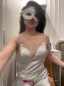 Queen-of-Love online show from January 2026 12:31:01 PM