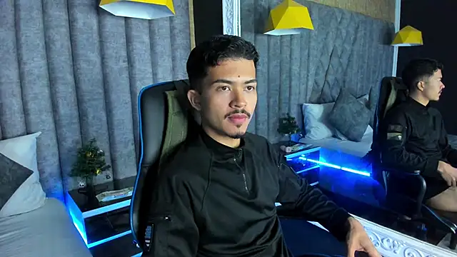 Snapshot of NicolaiKarav chatting on December 2025 12:01:01 PM NicolaiKarav online show from December 2025 12:01:01 PM