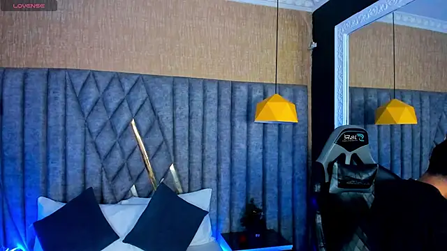 Snapshot of NicolaiKarav chatting on January 2026 12:42:02 PM NicolaiKarav online show from January 2026 12:42:02 PM