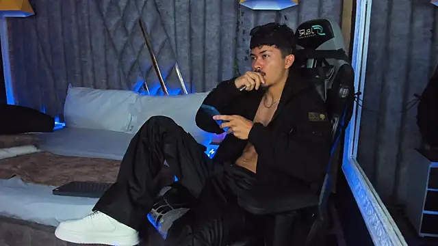 Snapshot of NicolaiKarav chatting on February 2026 12:05:02 PM NicolaiKarav online show from February 2026 12:05:02 PM